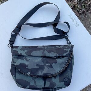 Lululemon Athletica Black and Gray Camouflage Bag